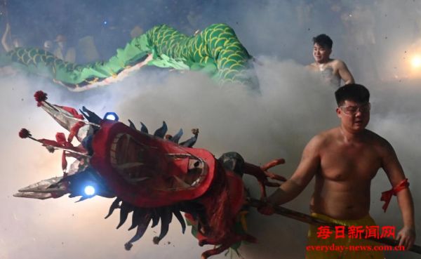龙舞千年——广西宾阳县炮龙文化的传承与发